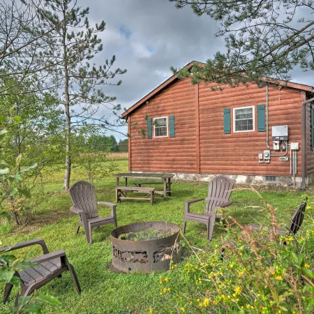 Deck, Hot Tub, Fire Pit Rustic Cabin in Benezette