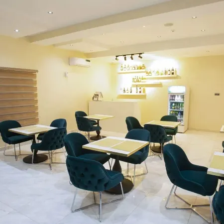 De Manchy Hotels & Suites