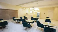 De Manchy Hotels & Suites - breakfast