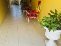 Spring Palm Estate Hotels in Tower Isle