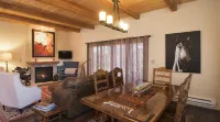 Abiquiu Inn Hotels in Rio Arriba County