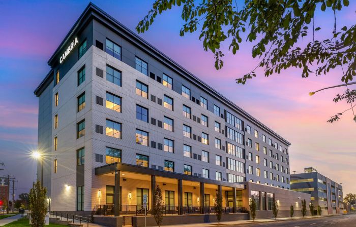 Cambria Hotel New Haven University Area