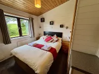 Willow Lodge - parking