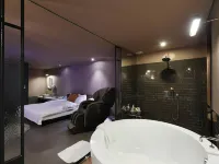 Vine Hotel Hotels near Ildong Park