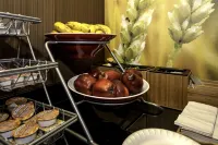 Fairfield Inn & Suites Meridian - breakfast