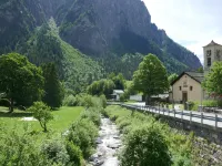 Prou Riverside Hotels in Blenio