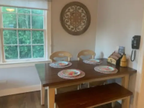 Cozy Apartment Located in Downtown Laurel Hoteles en Laurel