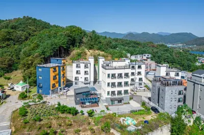 Gapyeong Migashil Pension Hotels near Jara Island