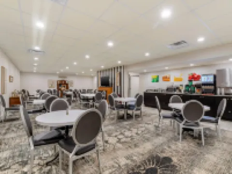 尤里卡斯普林斯南凱藝酒店 卡羅爾縣酒店
