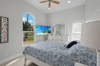 New! the W at Park Place-Pool & Spa