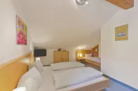 Alphotel Ettal Hotels in Farchant