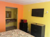 Apollo Inn - Downtown