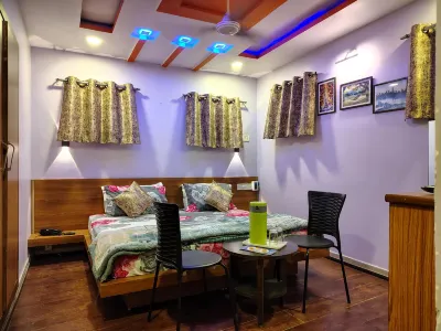 Shaleen Elegance Homestay Nakki Lake 400 Meters Các khách sạn gần Bharat Ma
