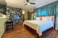 Travellers Beach Resort - balcony