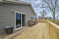 Lakefront Home w/ Deck, Fishing Dock & Canoe! - parking