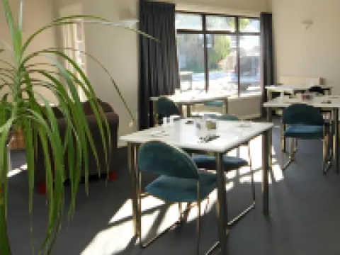 Champers Motor Inn Hotels in Lower Hutt