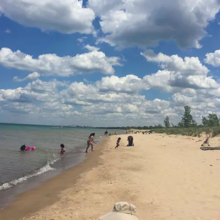 Lakefront Family Retreat w/ Grill: Steps to Beach!