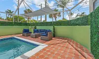 The Sun Sail Retreat - Spacious Home w/ Private Pool, 1 Mile to Beach, Walk DT!