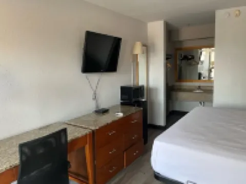 Motel 6 Laurel, MS Hotels in Jones County