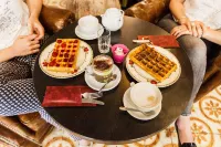 Logis Hôtel Le Glacier - breakfast