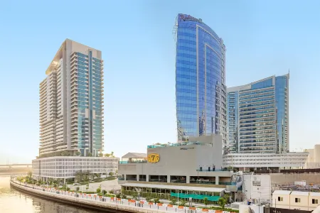Radisson Blu Hotel Dubai Canal View
