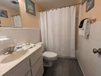 Mermaid Hideaway at El Matador Unit 621! Hotels near Bottoms Up Cruises - Destin Dolphin Cruises