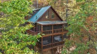 Cabin Just 5 Miles from Downtown Blue Ridge! Game Room & Hot Tub! Dogs Welcome! 패닌 카운티 공공도서관 주변 호텔