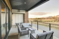 Modern Bozeman Escape w/ Bridger Mountain Views! - شرفة
