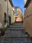 Apartment in typical alleyway 2 minutes' walk from the beach