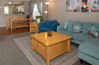 Family Vacation• Snowbird Welcome • Near the Beach