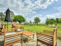 Unwind with your family at this cozy lakeside home! Hotels in Eufaula