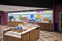 韋恩堡希爾頓Tru酒店 - 早餐