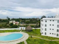 Spacious 1-bedroom rental unit next to the beach