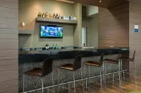 Hampton by Hilton Bogota Airport - bar