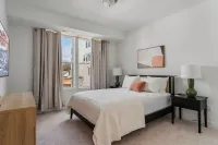 Eclectic Urban Retreat - balcón