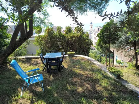 Sea view, trekking, detached house with private garden