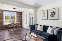 Dieppe Charm Suites, 3 BDRM, Close to Local Market