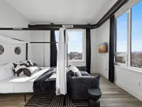 Upscale Views 2br•Free Parkn, Walk 2 Train, 2bath イースト・オレンジのホテル