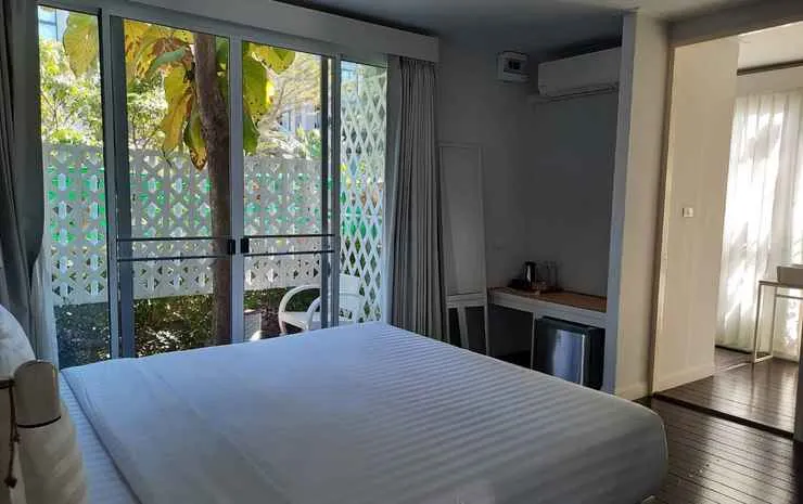 ห้องพักสำหรับสามท่านพร้อมวิวสวน
