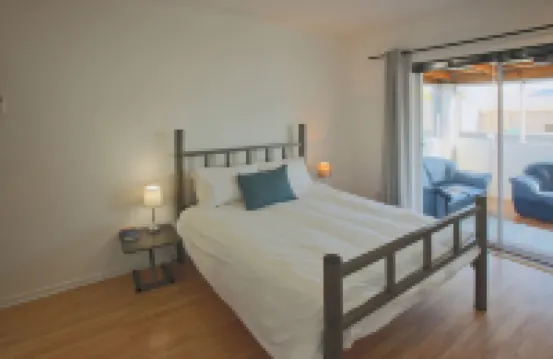 楞伽巴安六床位懶洋洋