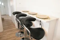 Cozy Pet-Friendly 3-Bedroom Retreat – Quick Drive to Philly, Airport & Stadiums Hotel a Collingdale