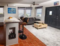 Deany's UpTop Luxury Suite