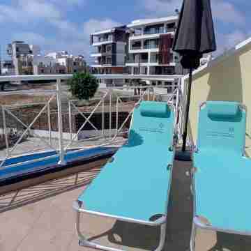 Kato Paphos Suites - 1-Bedroom Apartment. Pool view, WiFi & a/c. Great Location Others