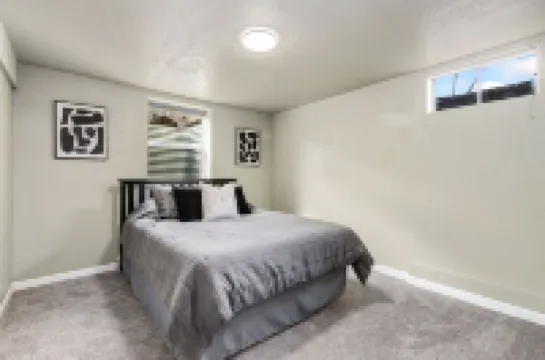 West Greeley 5 bed/4 bath tastefully furnished and recently updated.