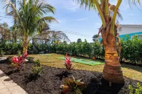 Gulf Coast Beach Retreat.  Pool & Sauna, Cold Plunge, Short Walk to Beach. - Wifi