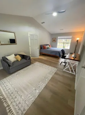 Charming 4-bedroom house in Alpharetta with WiFi and AC Hotel in zona Ocee Park