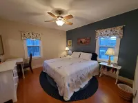 "Pleasant Brook Cottage" near Roxbury Village - Woods, Streams, Wi-fi, sleeps 6 Hotels in Roxbury