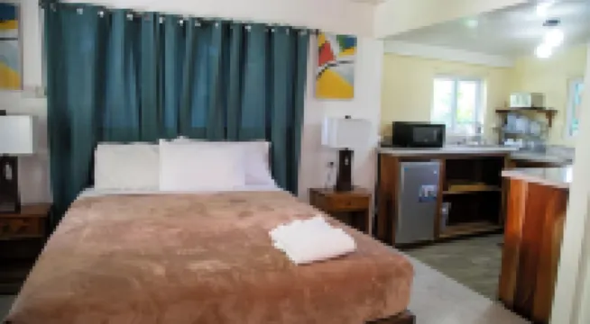 Best Days at XYE Resort 奧蘭治灣酒店