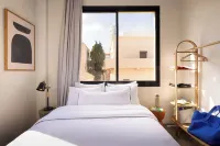 Monochrome - by Loginn Tel-Avivian Hotels Hotels in 