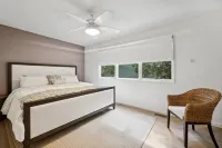 Spacious 6-bedroom house in lovely Amagansett North/East Hampton  with w/pool Hotels in Amagansett